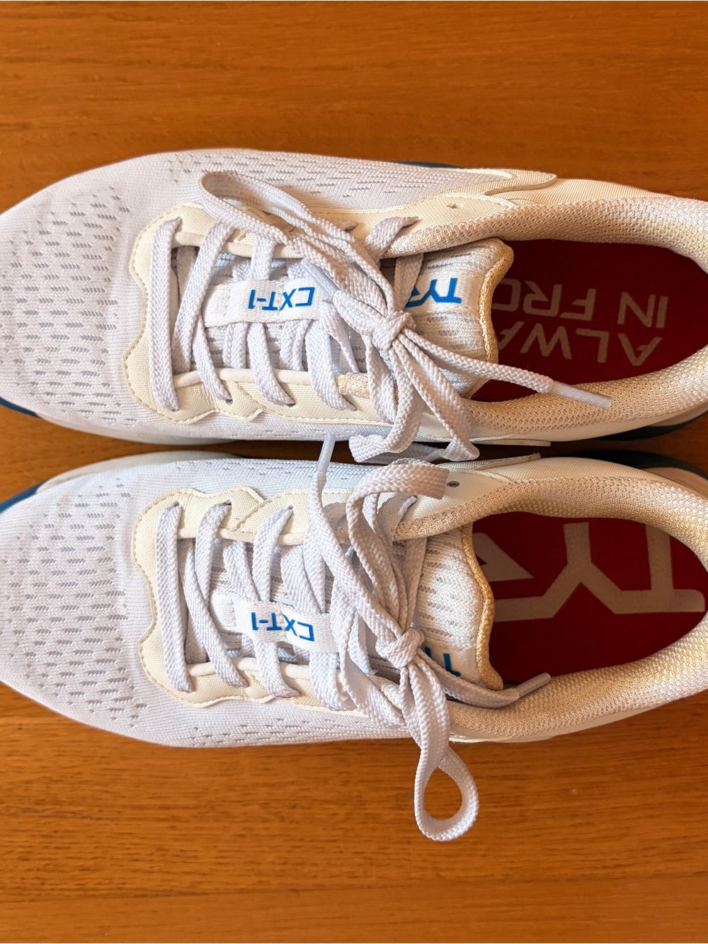 TYR CXT-1 Women’s Athletic Sneakers - White and Blue - Picture 3 of 6